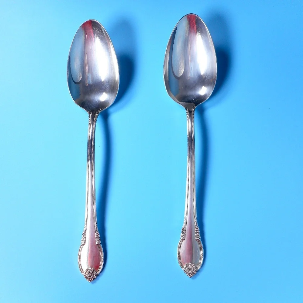2 Rogers 1847 IS Remembrance Tablespoon Serving Spoon Silver Plated 8 1/2